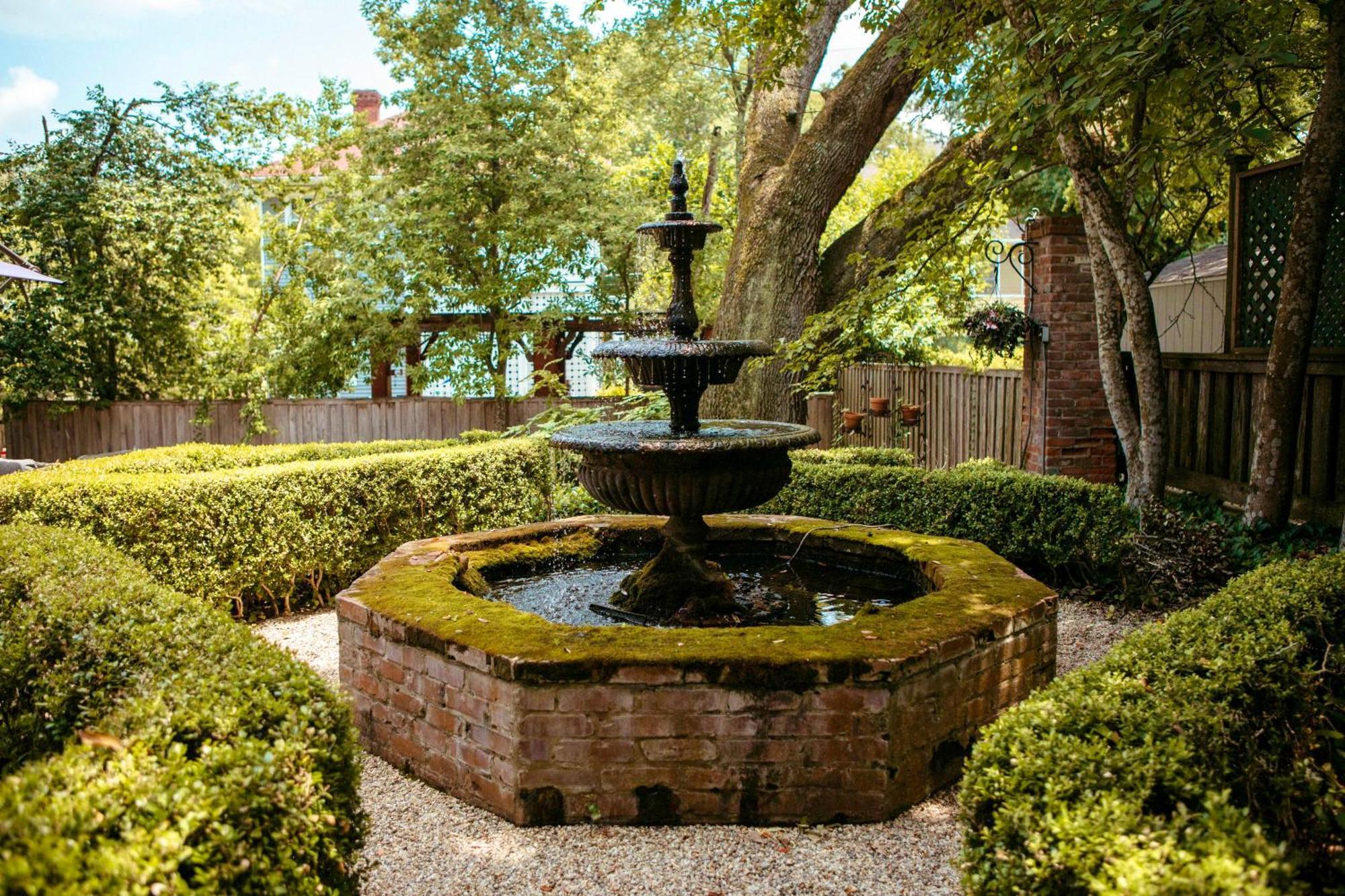 Anchuca Historic Mansion & Inn Vicksburg Dış mekan fotoğraf